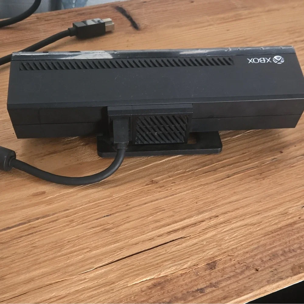 Microsoft Kinect for Xbox One Motion Camera Model 1520 Black Wired With Game